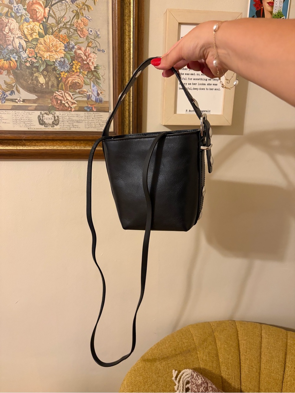 Madewell Essential Micro Bucket Tote - Picture 8 of 10